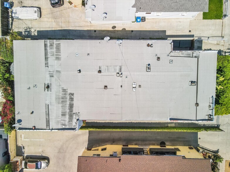 More Photos Of 1145 N Hoover St, Los Angeles Multifamily For Sale