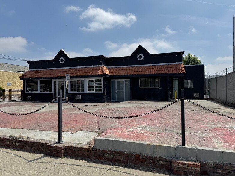 More Photos Of 6726 Reseda Blvd, Reseda Auto Repair For Lease