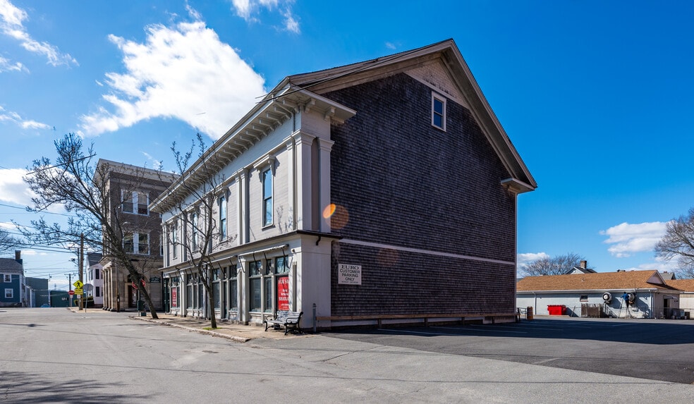 More Photos Of 24 Center St, Fairhaven Storefront For Sale