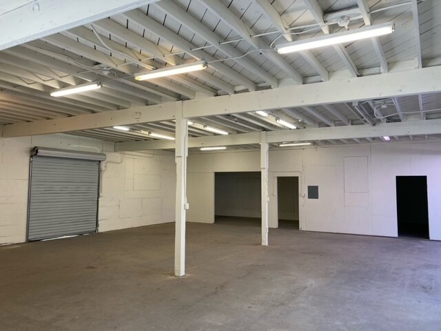 More Photos Of 16909-16911 S Broadway St, Carson Manufacturing For Sale