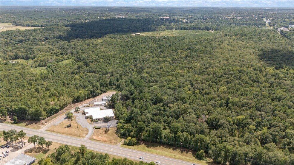 More Photos Of 9846 State Highway 31 E, Tyler Medical For Sale