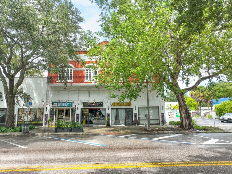More Photos Of 2529 Central Ave, Saint Petersburg Coworking Space