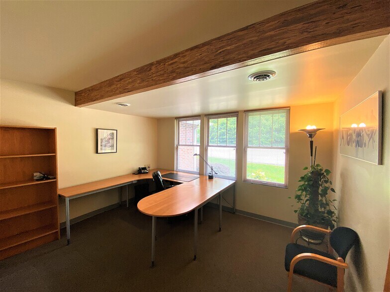 More Photos Of 206 Monroe St, Monroeville Office For Lease