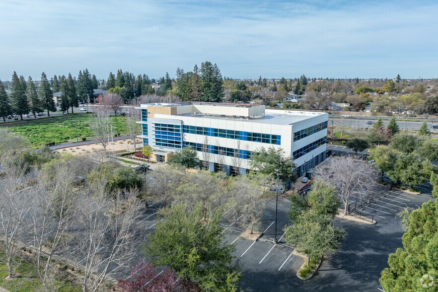 More Photos Of 8890 Cal Center Dr, Sacramento Office For Lease