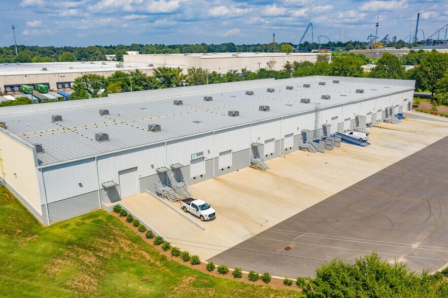 More Photos Of 15050 Choate Cir, Charlotte Light Manufacturing For Lease