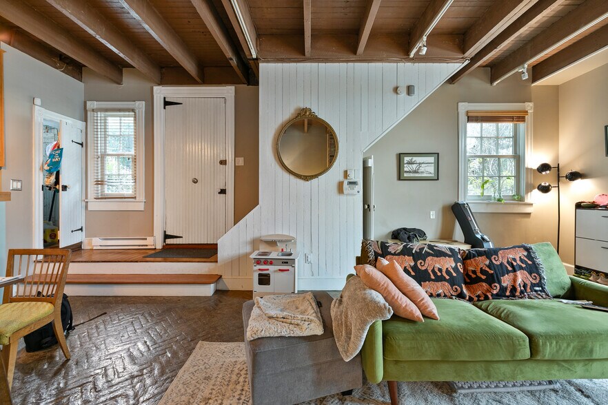 More Photos Of 2200 E Grace St, Richmond Apartments For Sale