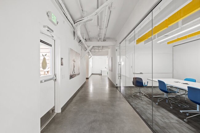 More Photos Of 241 El Camino Real, Menlo Park Storefront Retail Office For Sale