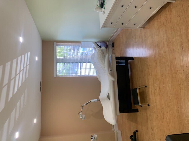 More Photos Of 1 Bethany Rd, Hazlet Office For Lease