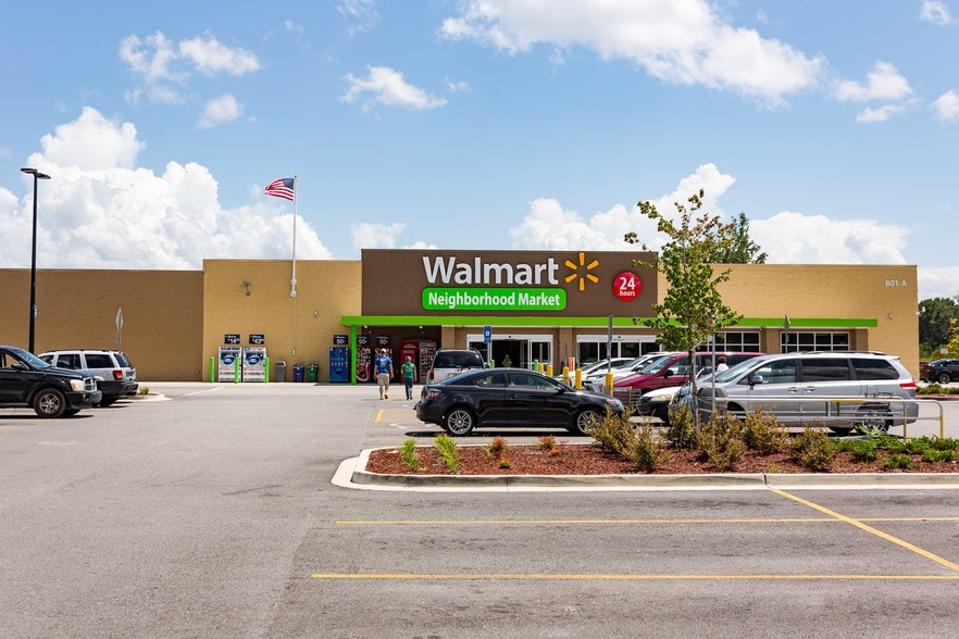 More Photos Of 801 General Stewart Way, Hinesville Supermarket For Sale
