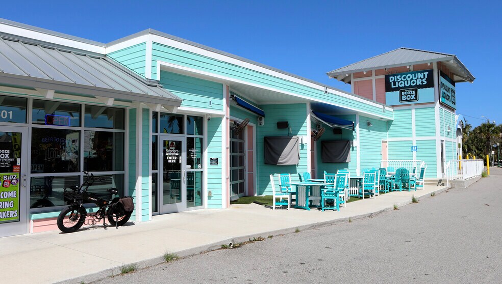 More Photos Of 301-305 E International Speedway Blvd, Daytona Beach Convenience Store For Sale