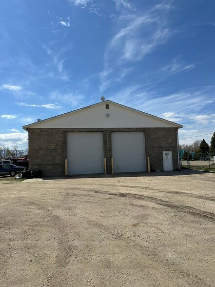 More Photos Of 2279 Six Mile Rd, Casper Distribution For Lease