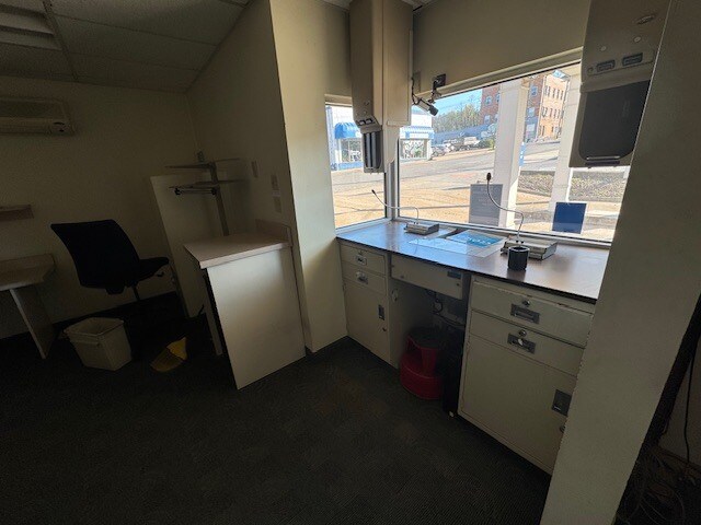 More Photos Of 530 Broadway, East Liverpool Bank For Sale