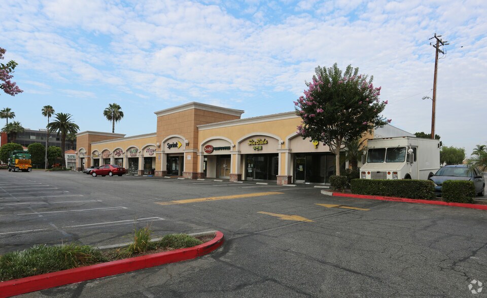 More Photos Of 627-655 W Duarte Rd, Arcadia Freestanding For Lease