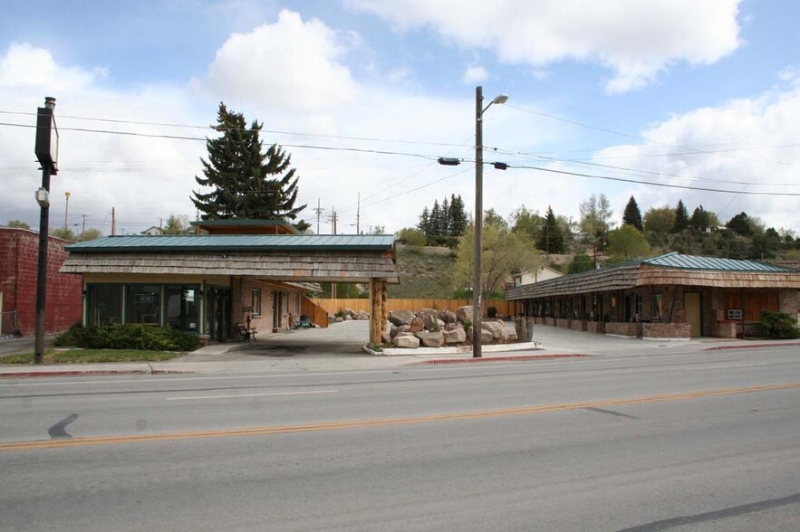 More Photos Of 1555 Aultman St, Ely Hotel For Sale