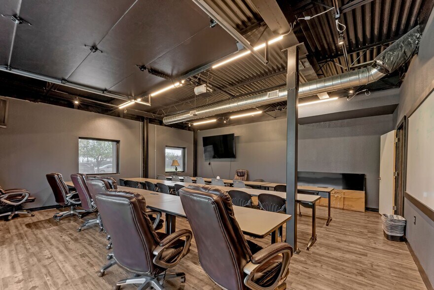 More Photos Of 2701 Hartlee Field Rd, Denton Office Residential For Sale