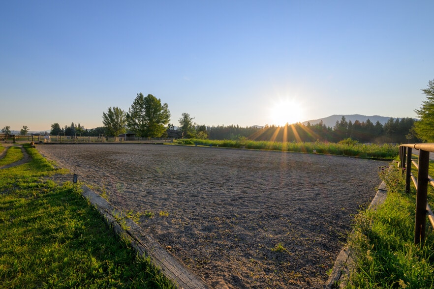 More Photos Of 5228 Gardner Ln, Florence Horse Stables For Sale