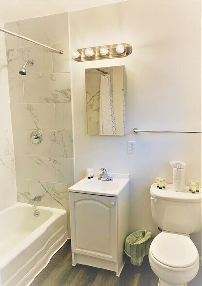 More Photos Of 929 Wheeler Ave, Reno Apartments For Sale