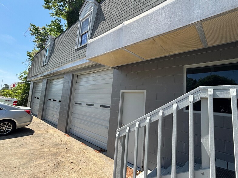 More Photos Of 11021-11025 Jefferson Ave, Newport News Auto Dealership For Sale