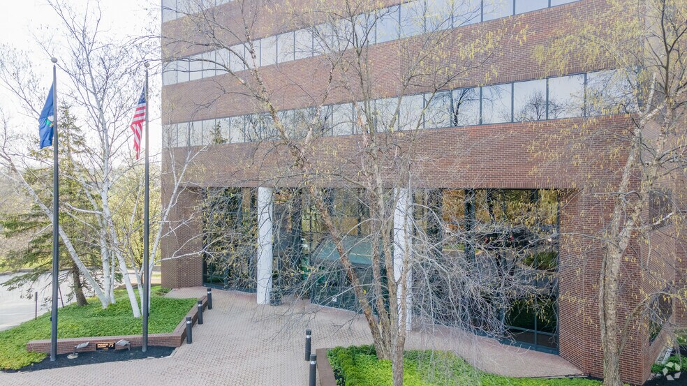 More Photos Of 250 Grandview Dr, Fort Mitchell Office For Lease