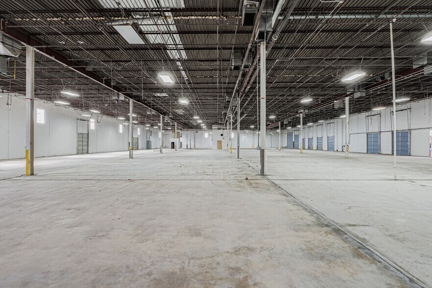 More Photos Of 4525 Ironton St, Denver Warehouse For Lease