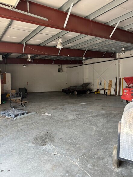 More Photos Of 1899 S Redwood Rd, Salt Lake City Warehouse For Sale