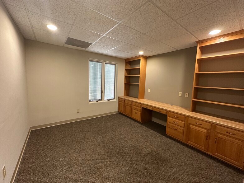 More Photos Of 200 Professional Park Dr SE, Blacksburg Medical For Lease