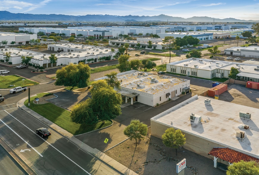 More Photos Of 2632 S 24th St, Phoenix Flex For Sale