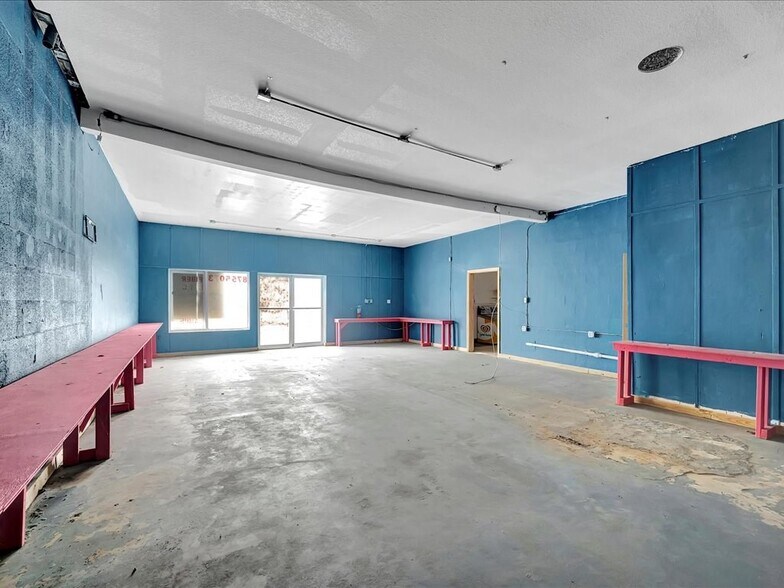 More Photos Of 125 S FM 1194, Lufkin Convenience Store For Sale