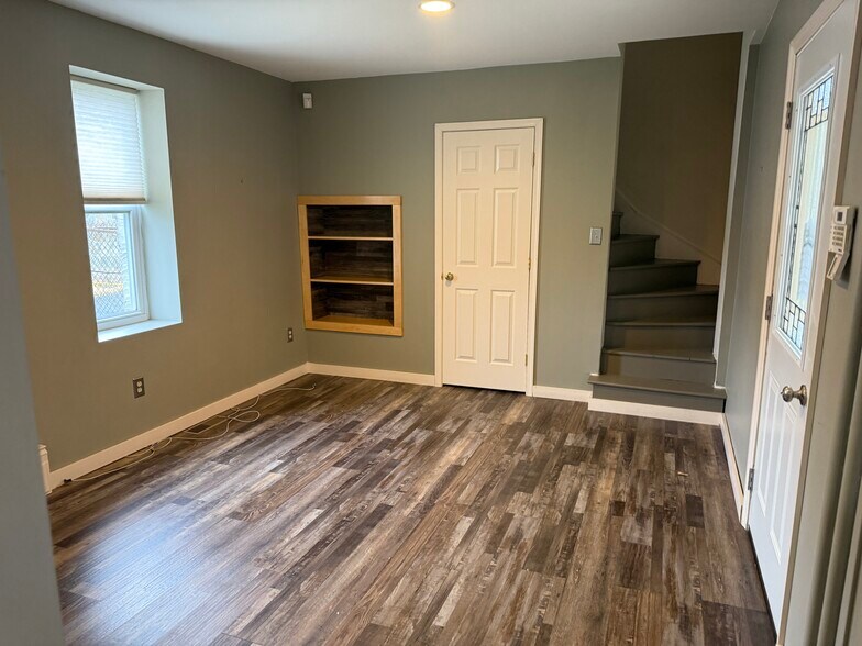 More Photos Of 38 E Lancaster Ave, Shillington Office For Lease