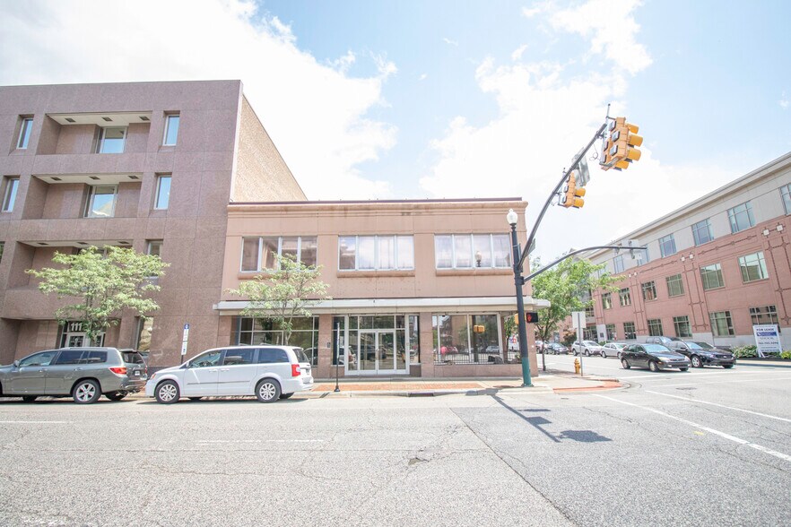 More Photos Of 101 N 4th St, Lafayette Coworking Space