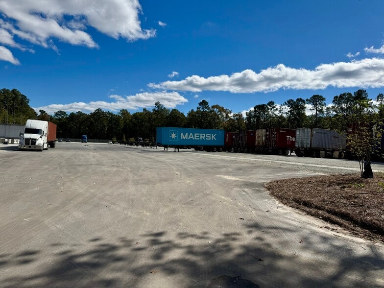 More Photos Of 185 Brewer Rd, Summerville Land For Lease