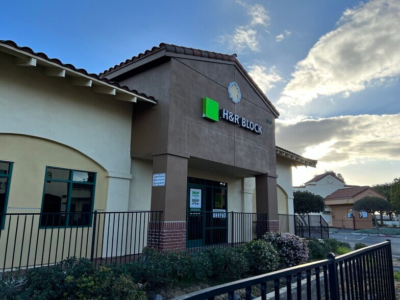 More Photos Of , Moorpark General Retail For Sale