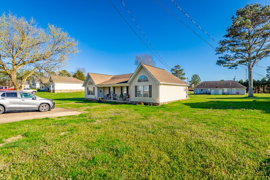 More Photos Of 14 Clara Dr, Ringgold Multifamily For Sale