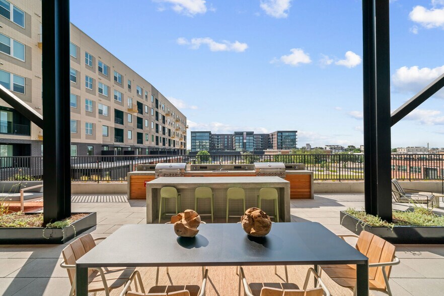 More Photos Of 2315 Navigation Blvd, Houston Apartments For Lease