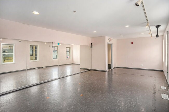 More Photos Of 813 Bethlehem Pike, Erdenheim Medical For Lease