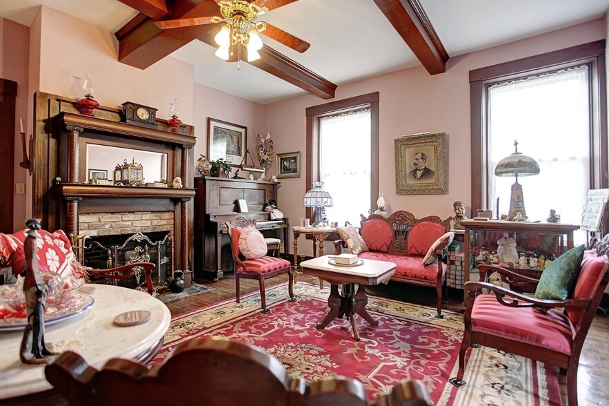 More Photos Of 80 W State St, Springboro Hospitality For Sale