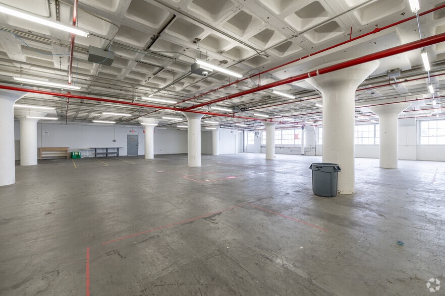 More Photos Of 12 Channel St, Boston Flex For Sale