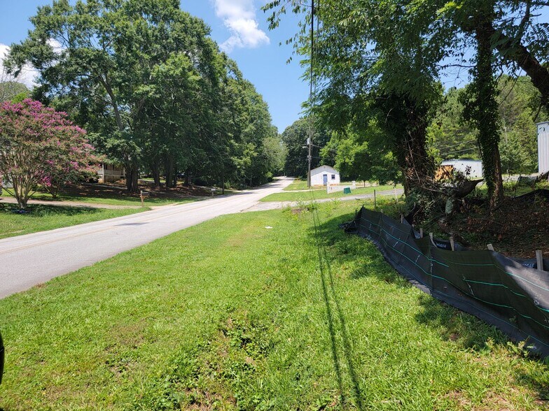 More Photos Of 947-963 Sheppard Rd, Stone Mountain Land For Sale