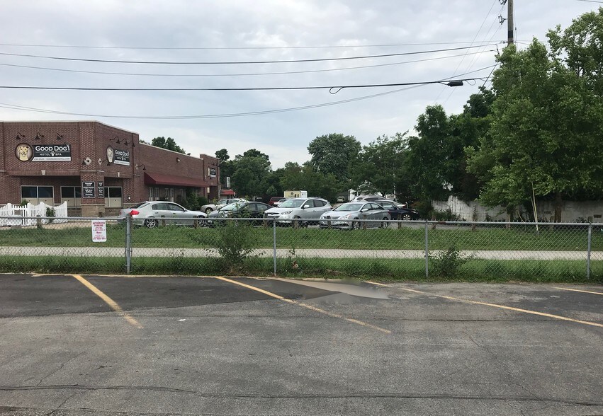 More Photos Of 1055 E 54th St, Indianapolis Loft Creative Space For Lease