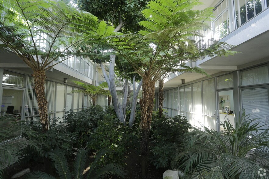 More Photos Of 3450 E Spring St, Long Beach Office For Lease