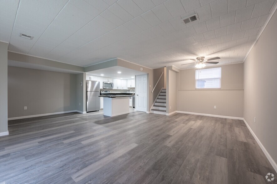 More Photos Of 2215 Aurora Dr, Pittsburgh Apartments For Sale