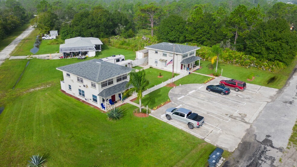 More Photos Of 6900 Miami Dr, Indian Lake Estates Apartments For Sale