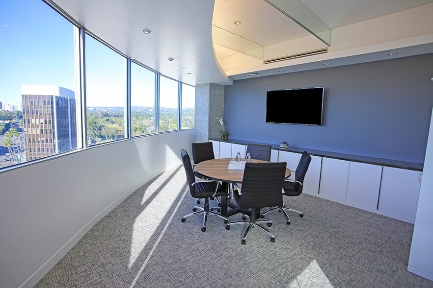 More Photos Of 9701 Wilshire Blvd, Beverly Hills Coworking Space