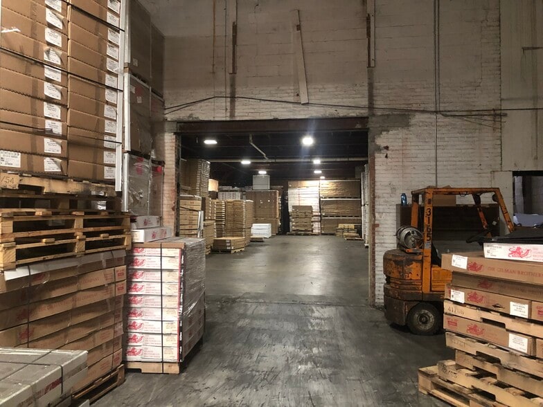 More Photos Of 263-275 Park Ave, East Hartford Warehouse For Lease