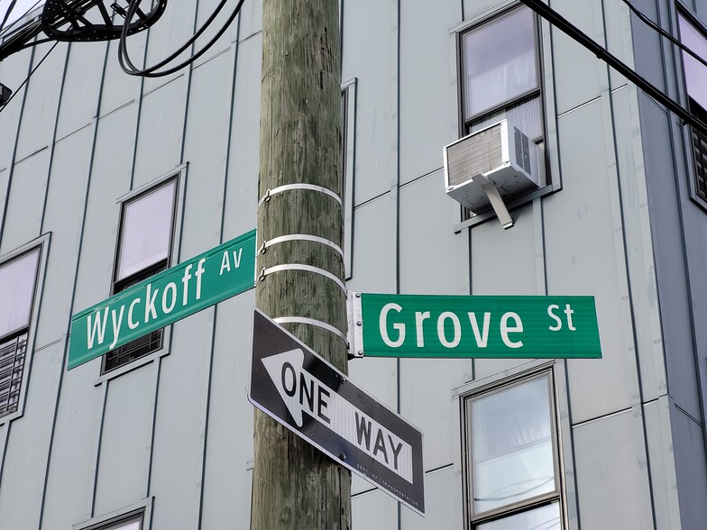 More Photos Of 283 Wyckoff Ave, Brooklyn Multifamily For Sale
