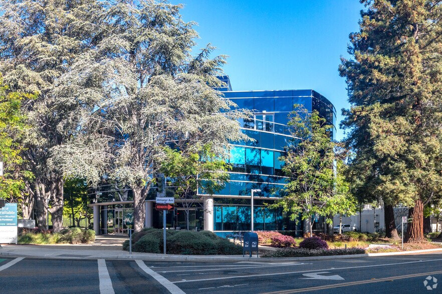 More Photos Of 815 W Maude Ave, Sunnyvale Office For Sale