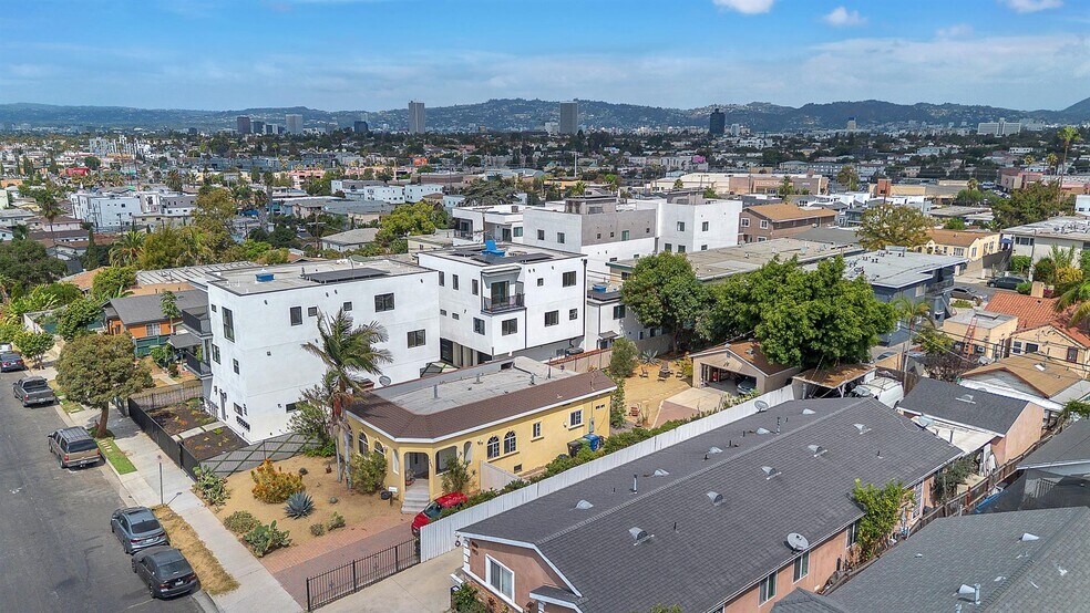 More Photos Of 4701 Saturn St, Los Angeles Multifamily For Sale
