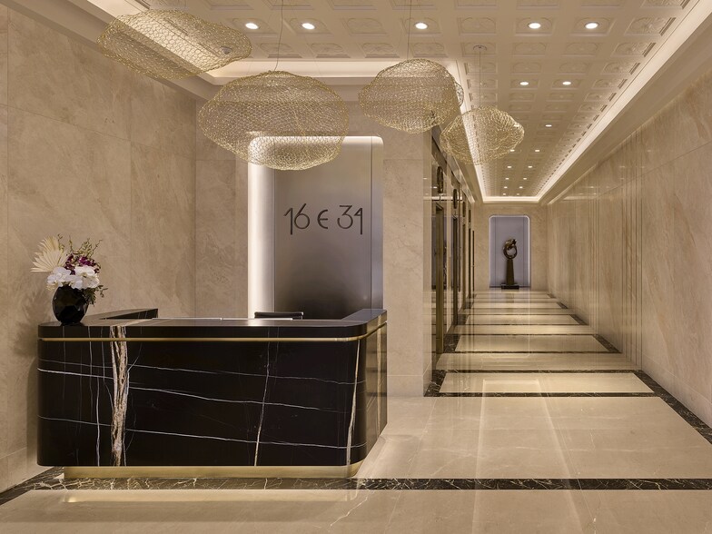 More Photos Of 16 E 34th St, New York Office For Lease