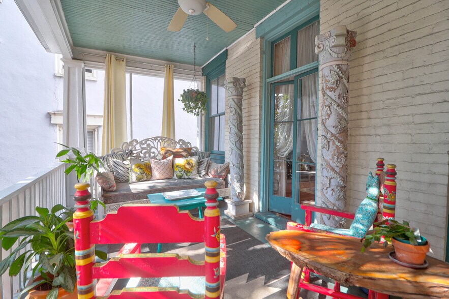 More Photos Of 78 Society St, Charleston Specialty For Sale