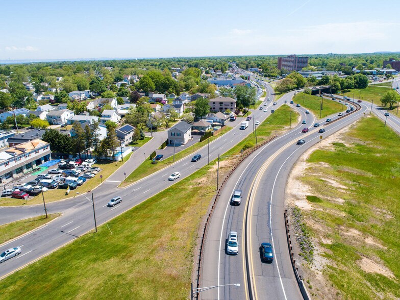 More Photos Of 322 Beers St, Keyport Office For Lease